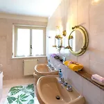 بيت ضيافة Panorami Sul Trasimeno 4*